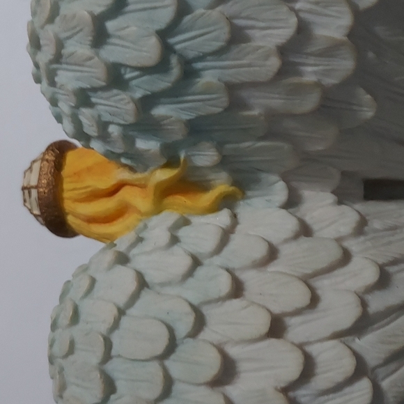 Angel's Touch Figurine by Seymour Mann,Multicolor,8 1/2 in.Hx5 1/4inW.has weight - Picture 7 of 9